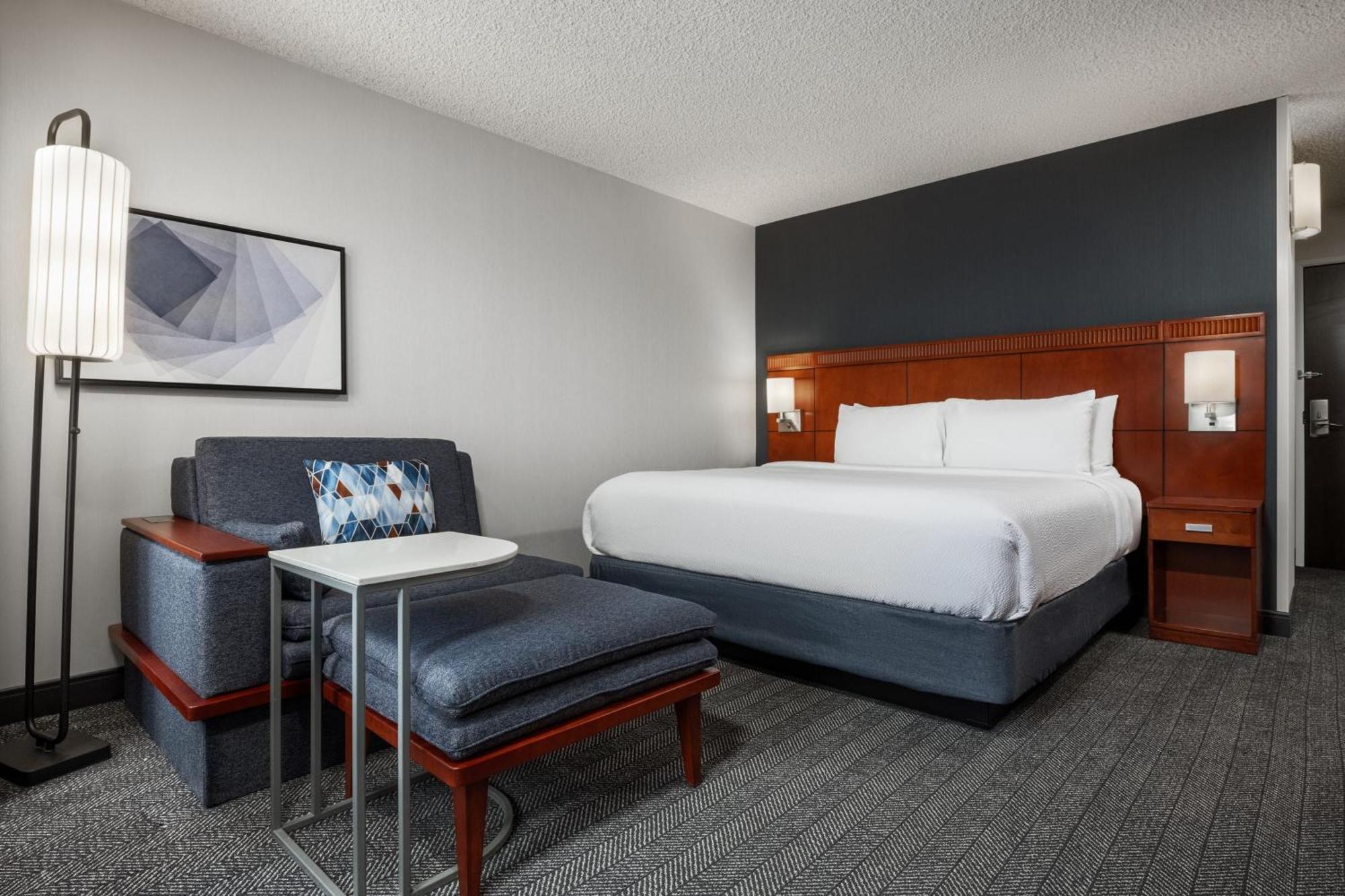 Courtyard By Marriott Airport Hotel Anchorage