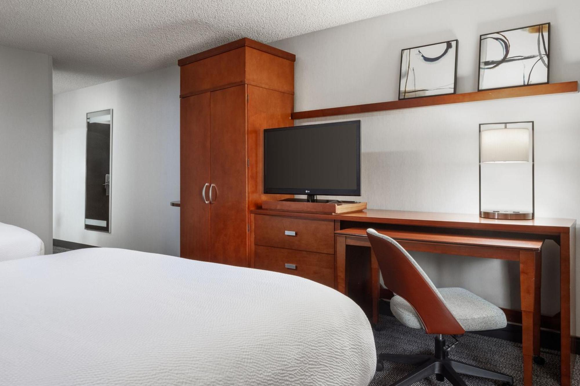 Hotel Courtyard By Marriott Airport Anchorage