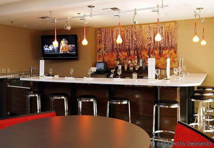 Courtyard By Marriott Airport 3*